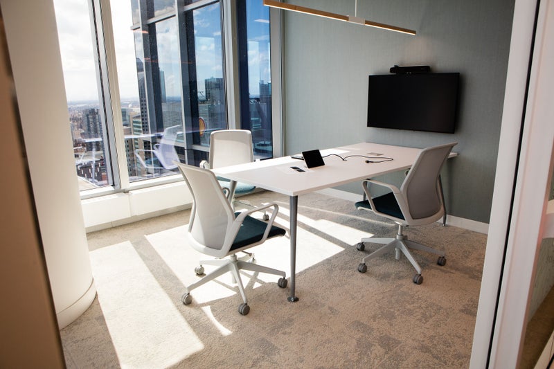 https://files.sovereigninsurance.ca/MediaGroupings/2/Calgary Office Boardroom.jpg